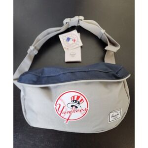 Herschel New York Yankees Herschel Supply Co. Outfield Sixteen Hip Travel‎ Pack